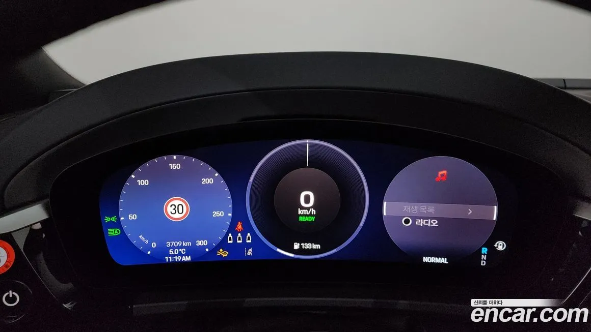 Porsche Macan 2025 из KR, фото 8