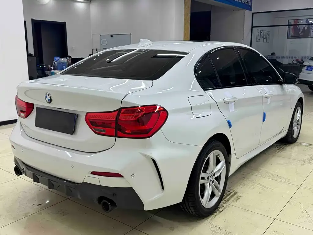 BMW 1 Series 2021 из CN, фото 6