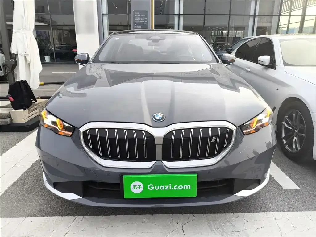 BMW i5 2025 из CN, фото 3
