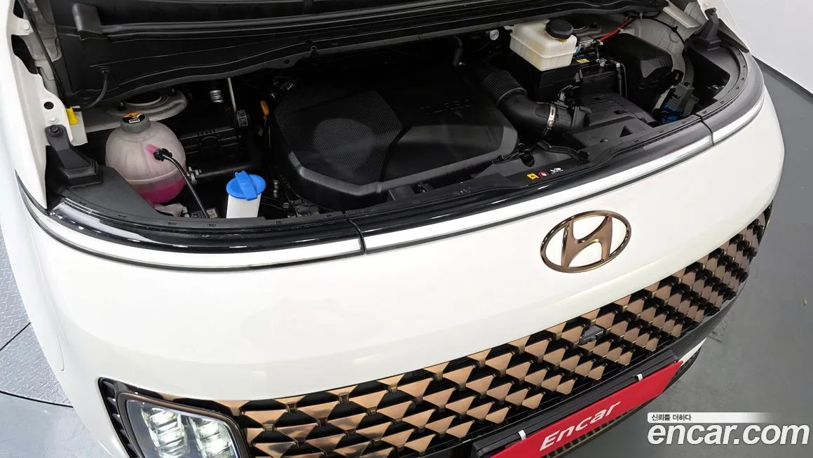 Hyundai Staria — фото 6
