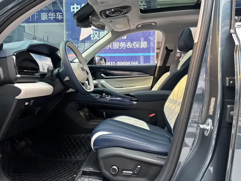Geely Xingyue L — фото 4