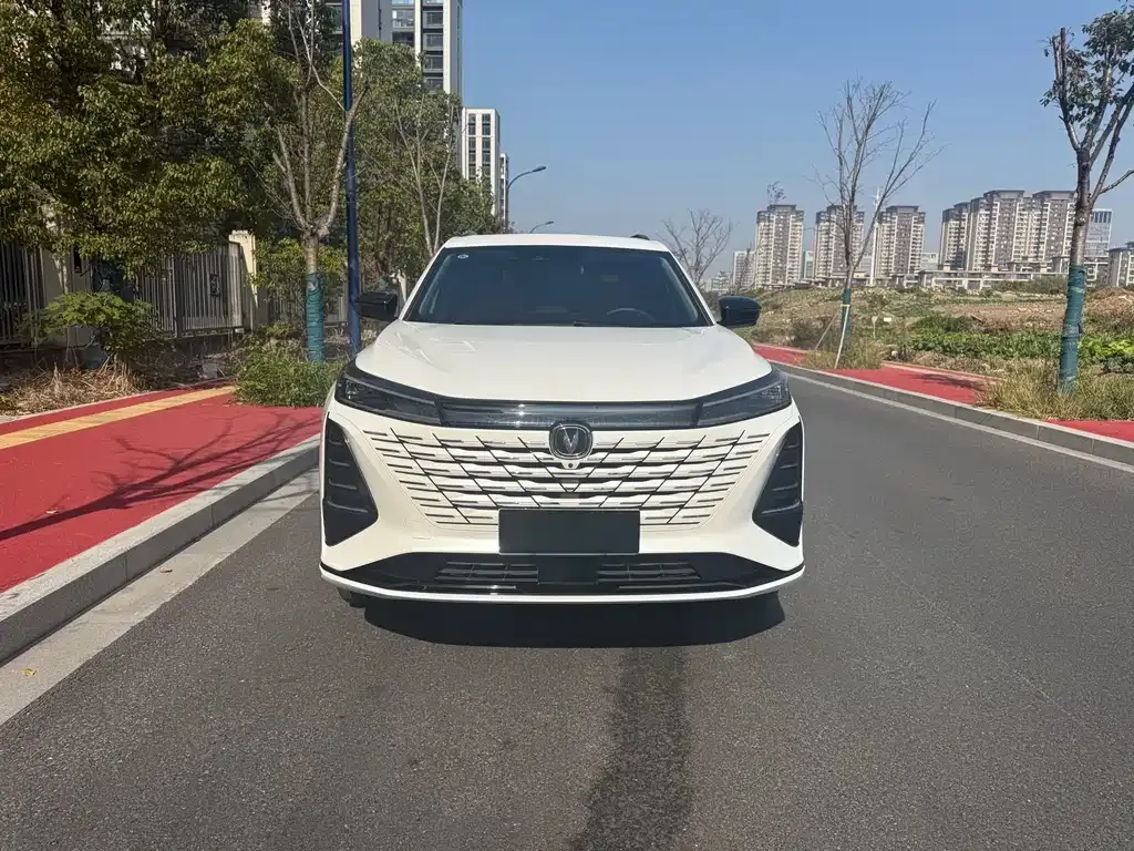 Changan CS75PLUS 2024 из CN, фото 2