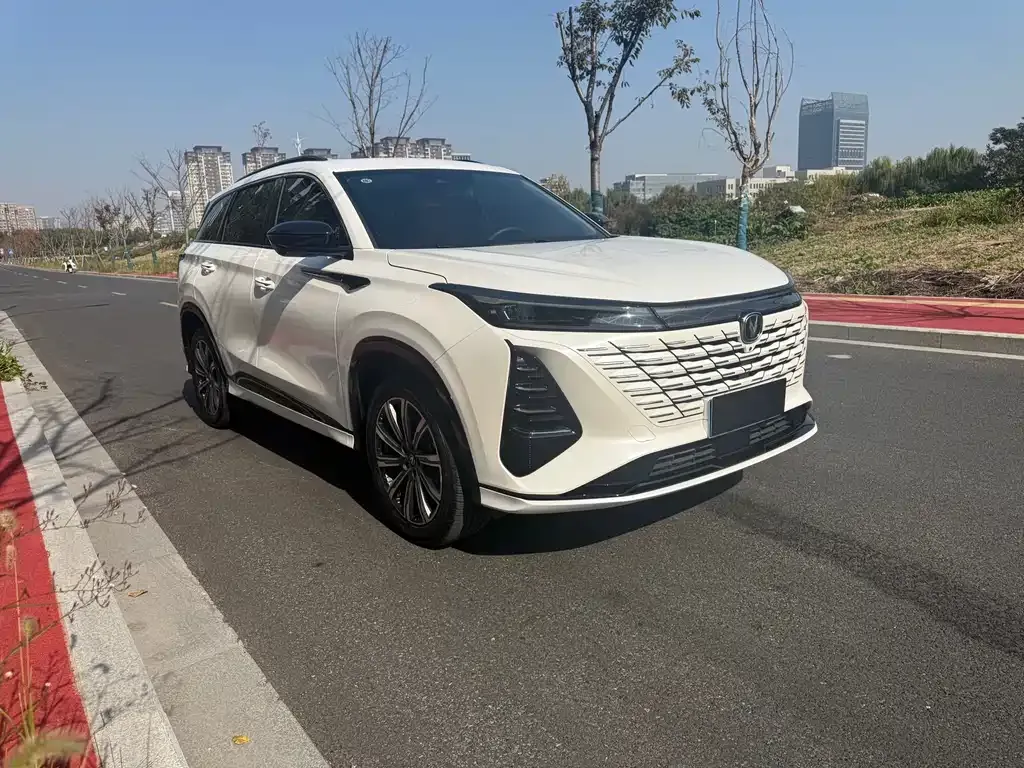 Changan CS75PLUS 2024 из CN, фото 3
