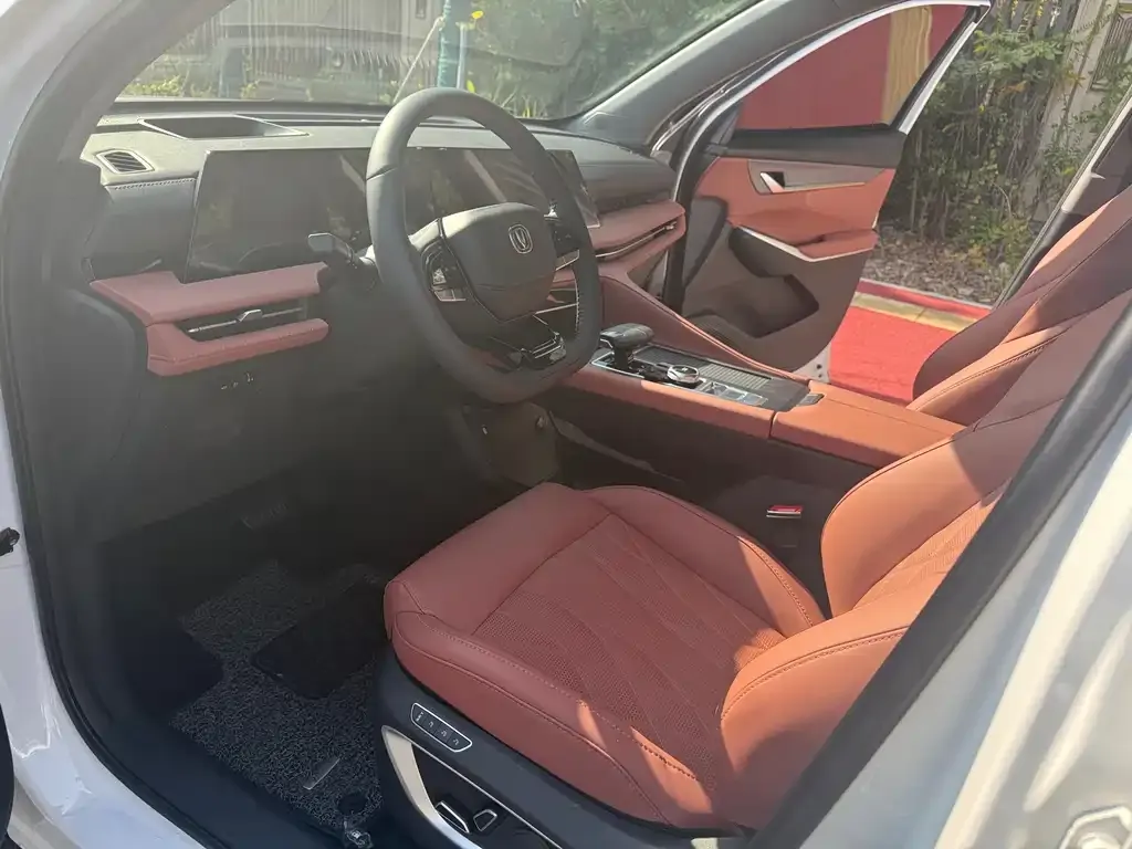 Changan CS75PLUS 2024 из CN, фото 8