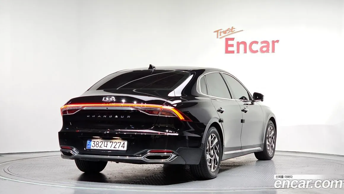 Hyundai Grandeur 2023 из KR, фото 2