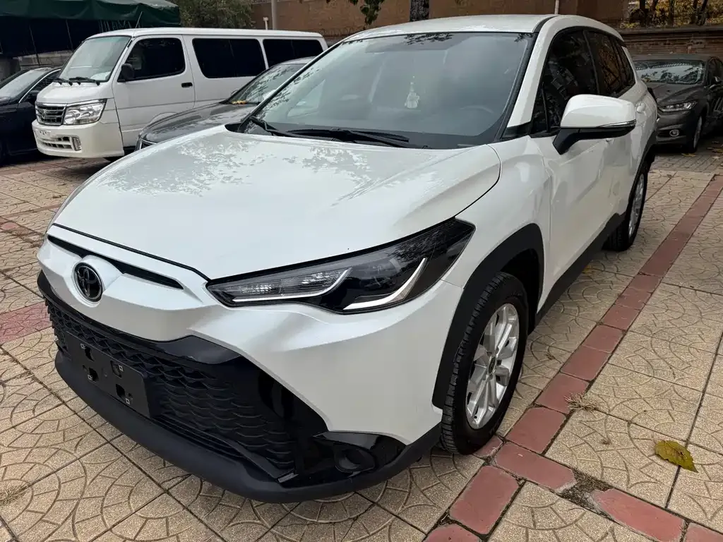 Toyota Frontlander 2023 из CN, фото 1