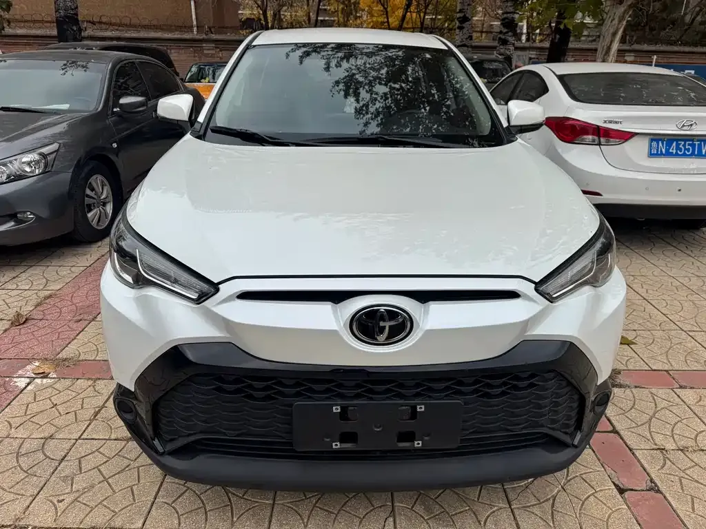 Toyota Frontlander 2023 из CN, фото 2