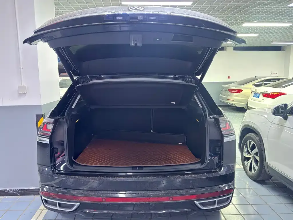 Volkswagen Teramont 2024 из CN, фото 8