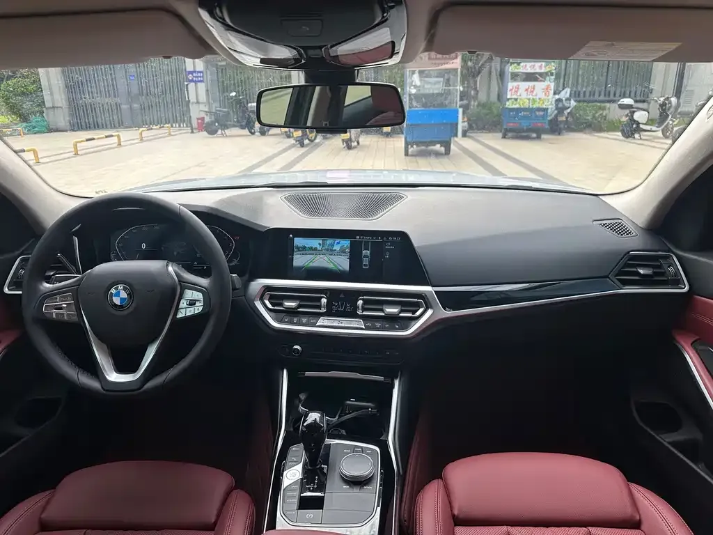 BMW 3 Series 2022 из CN, фото 6
