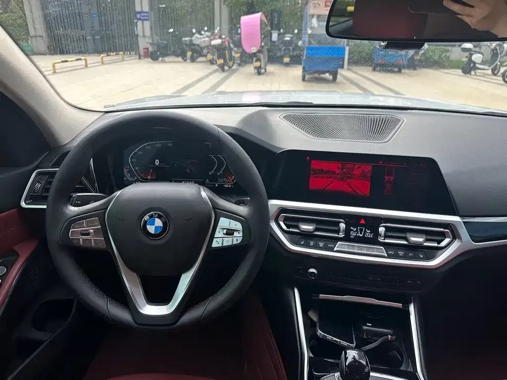 BMW 3 Series 2022 из CN, фото 7
