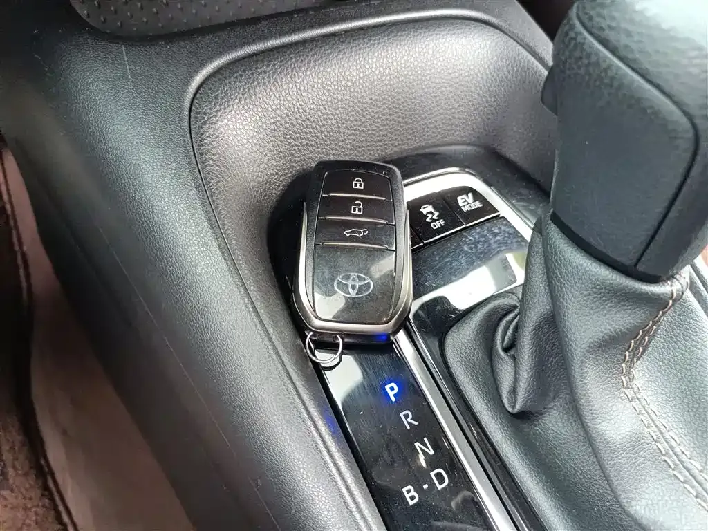 Toyota Levin 2024 из CN, фото 9