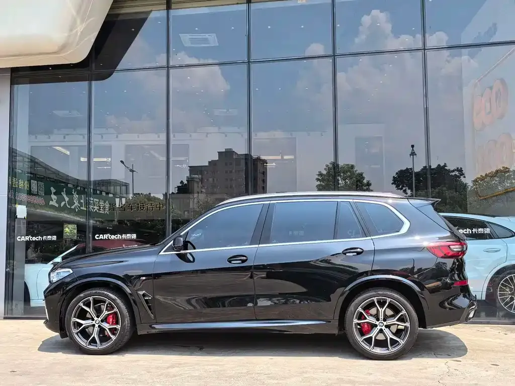 BMW X5 2022 из CN, фото 2