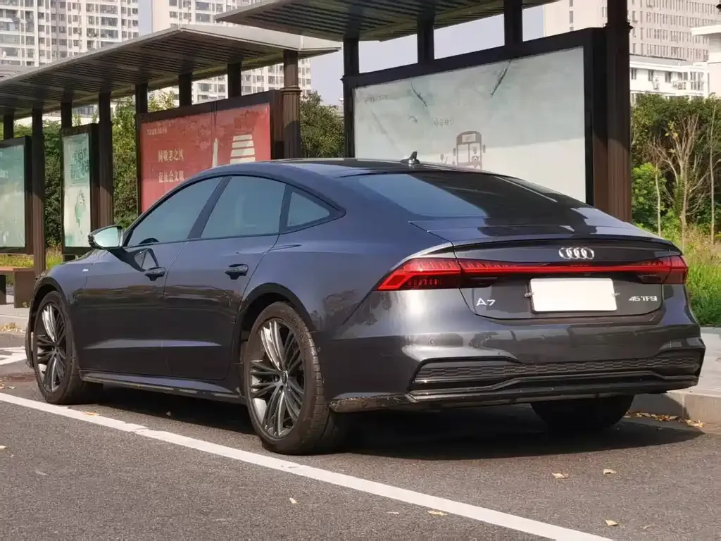 Audi A7 2023 из CN, фото 8