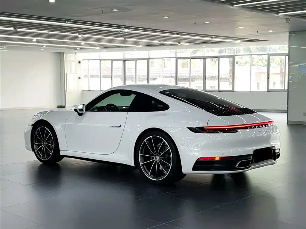 Porsche 911 2021 из CN, фото 6