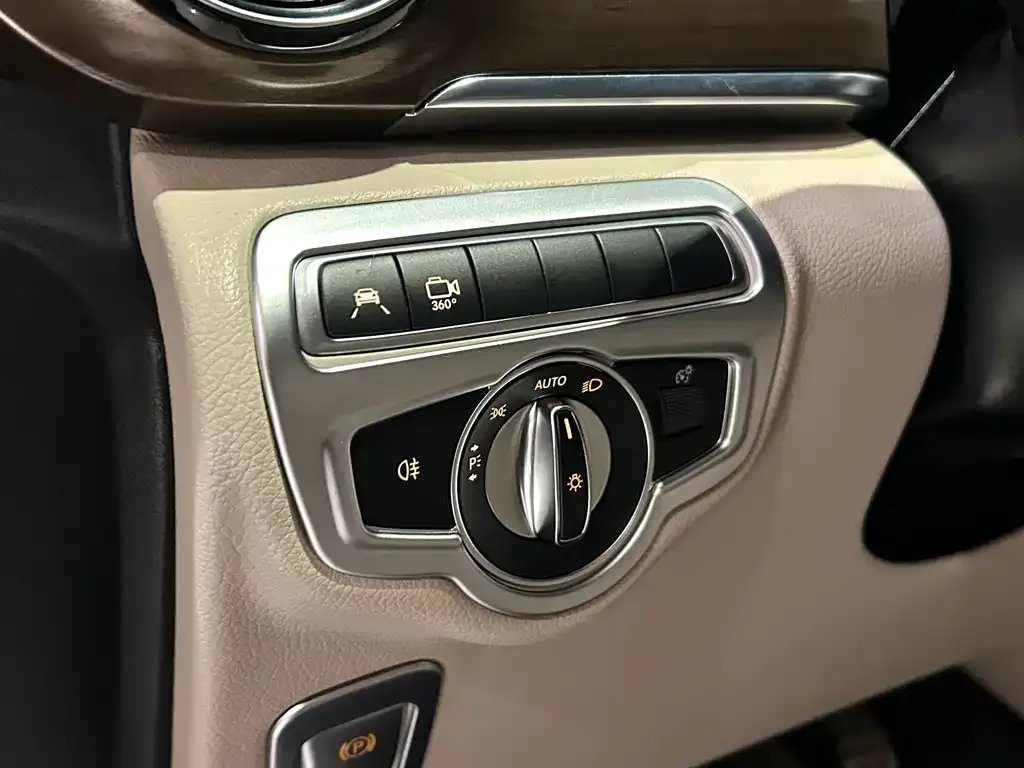 Mercedes-Benz V-Class 2021 из CN, фото 7
