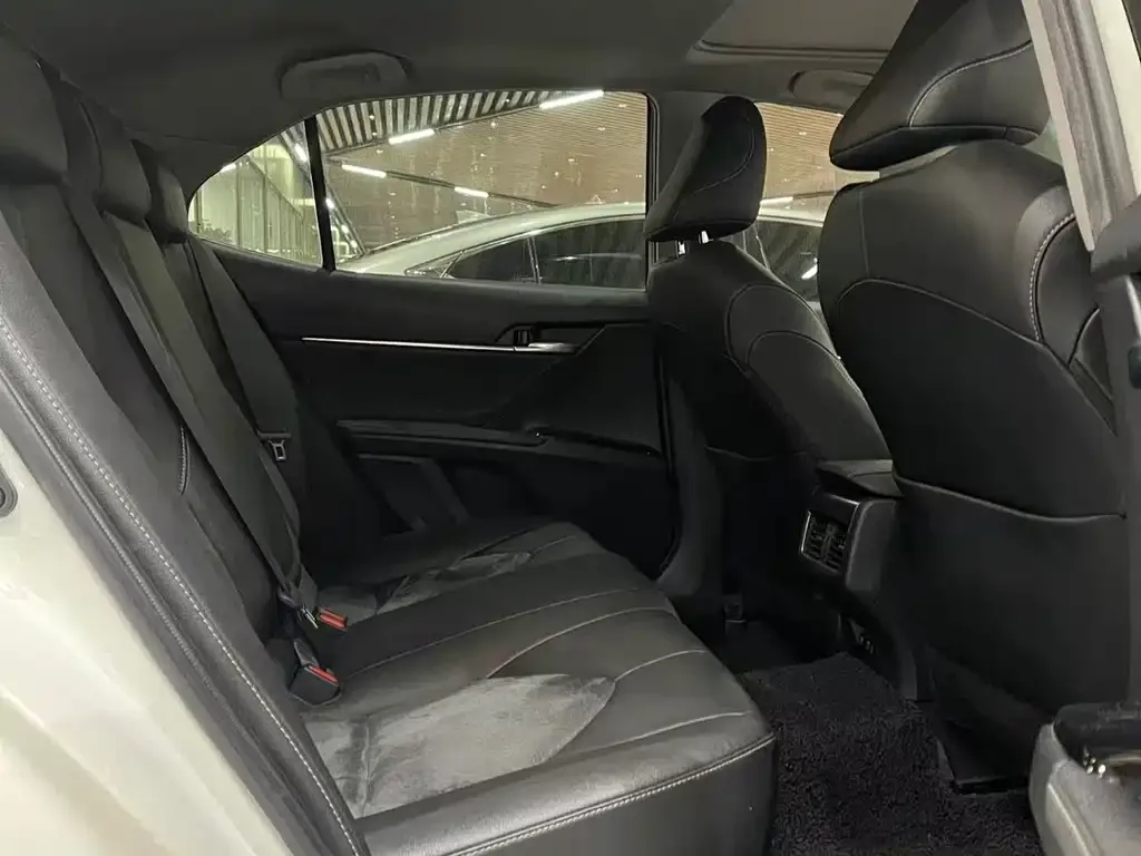 Toyota Camry 2021 из CN, фото 6