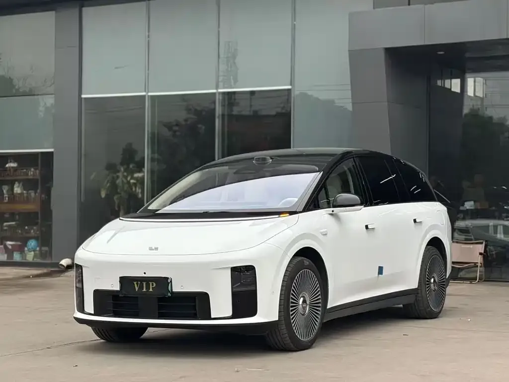 Li Auto i8 2025 из CN, фото 1