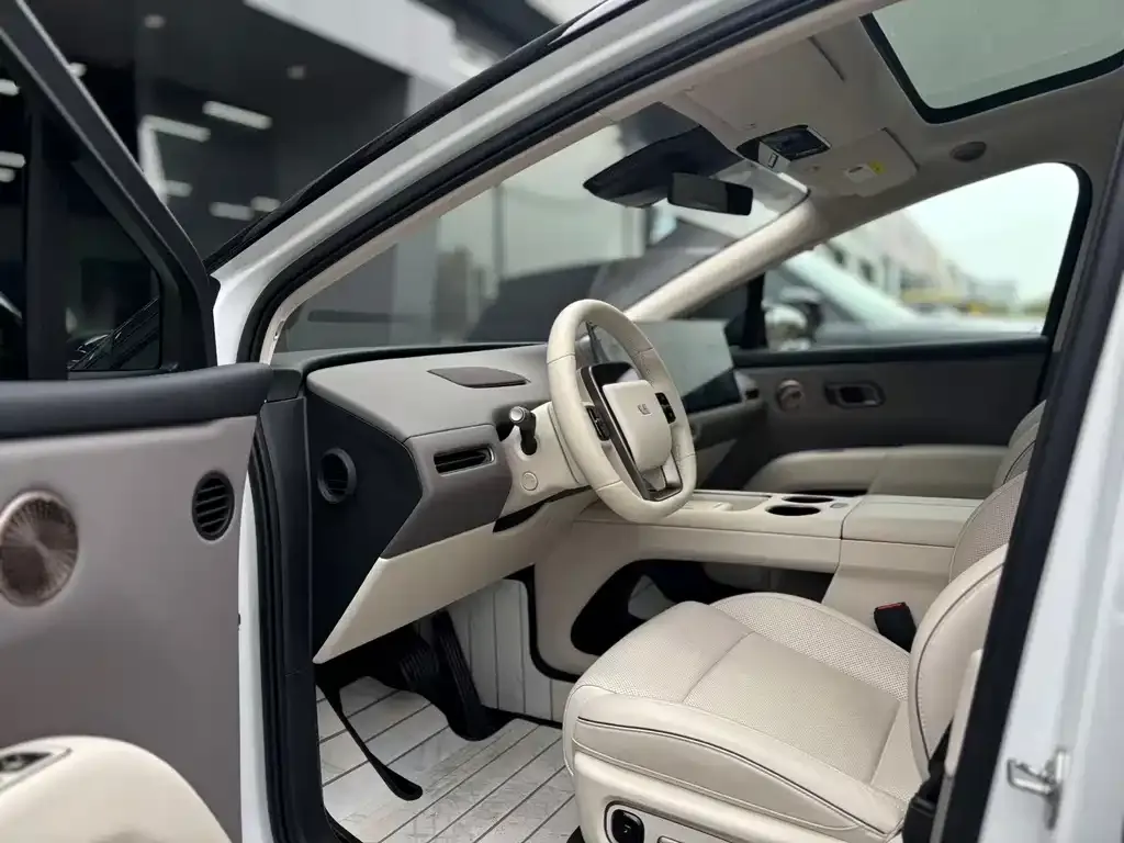 Li Auto i8 2025 из CN, фото 7