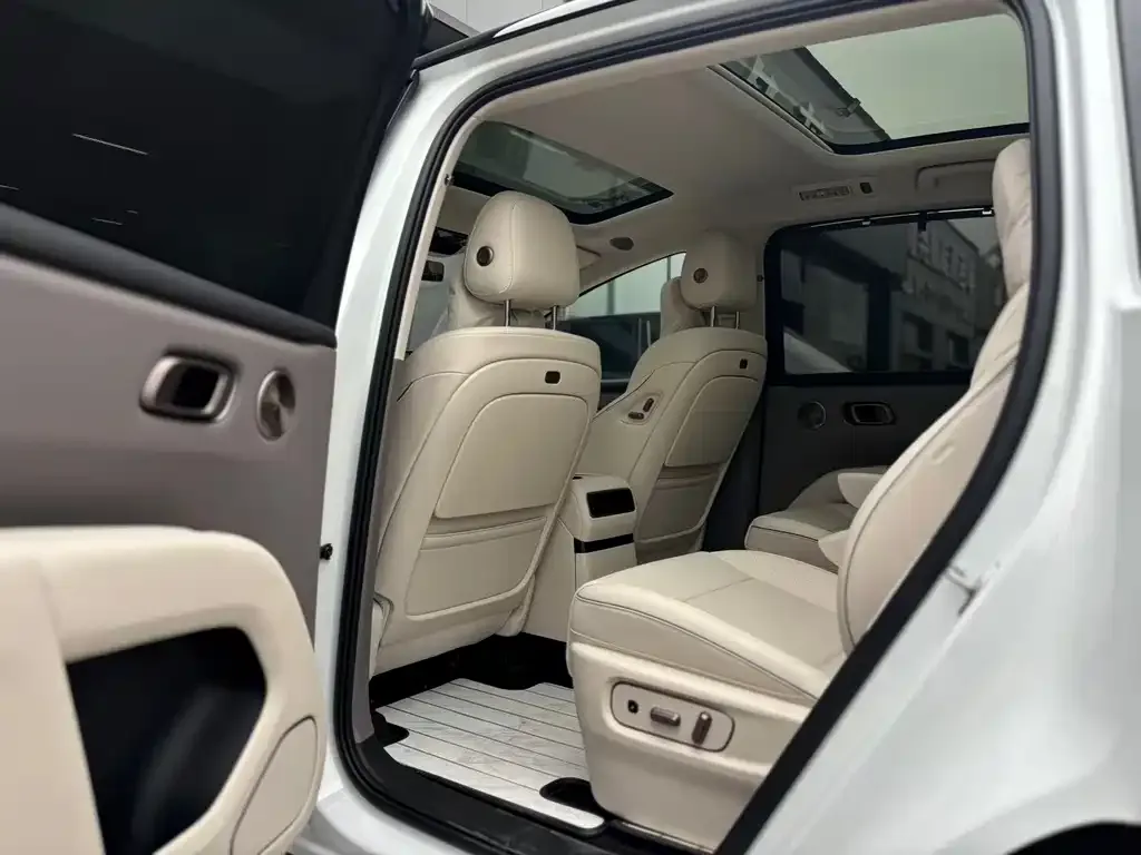 Li Auto i8 2025 из CN, фото 8