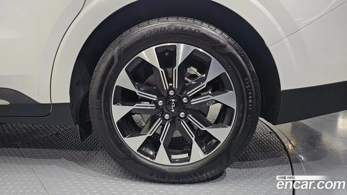 Kia Carnival 2023 из KR, фото 5