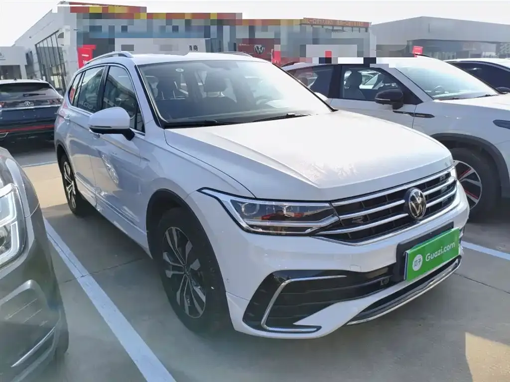 Volkswagen Tiguan L 2024 из CN, фото 4