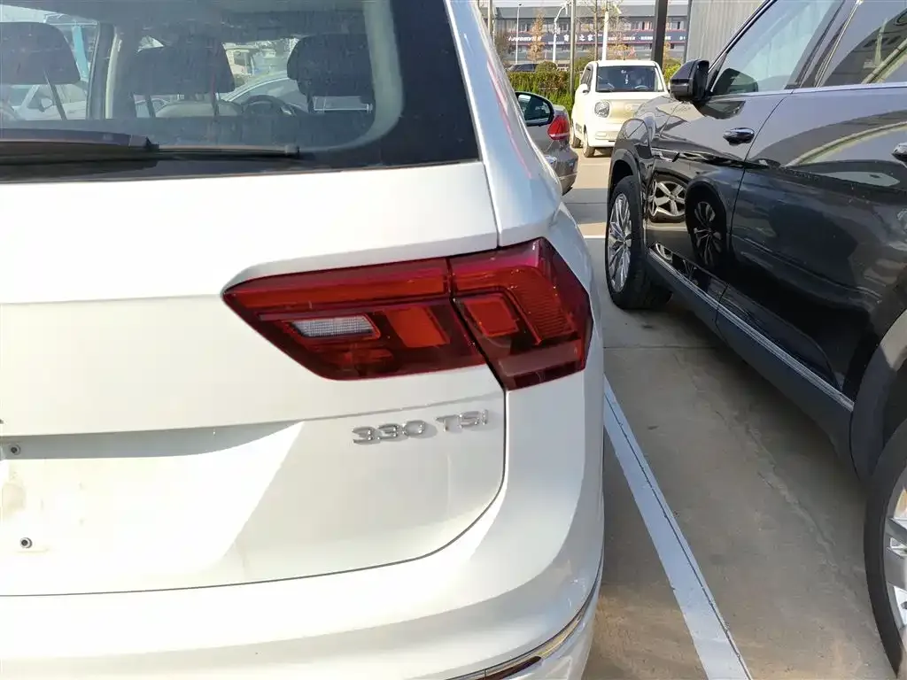 Volkswagen Tiguan L 2024 из CN, фото 8