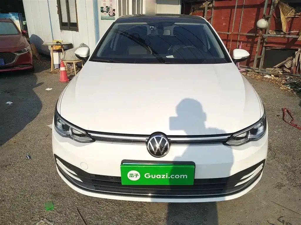 Volkswagen Golf 2023 из CN, фото 3
