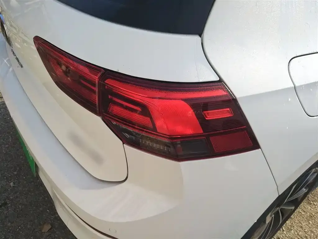 Volkswagen Golf 2023 из CN, фото 8