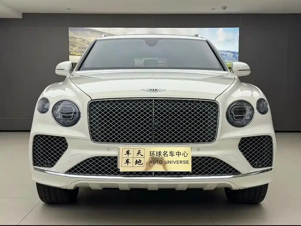 Bentley Bentayga 2021 из CN, фото 1