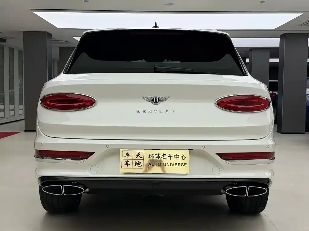 Bentley Bentayga 2021 из CN, фото 4