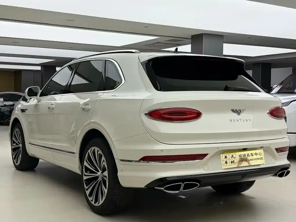 Bentley Bentayga 2021 из CN, фото 5