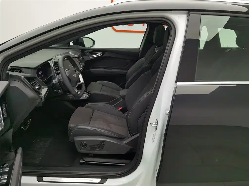 Audi Q4 e-tron 2023 из CN, фото 10