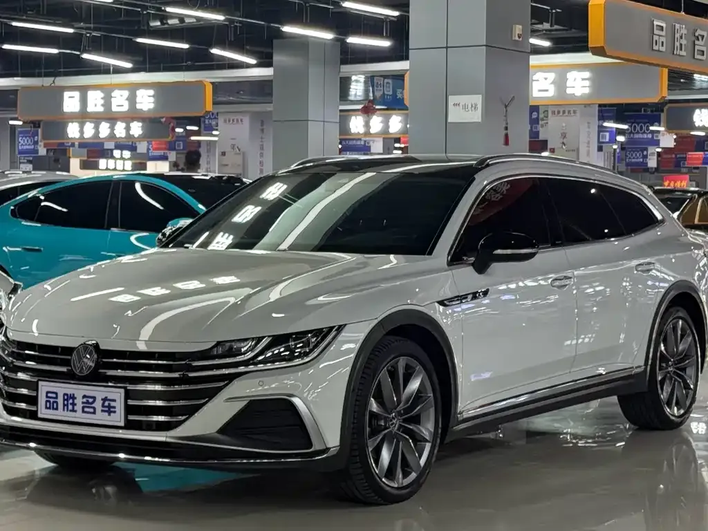Volkswagen CC 2024 из CN, фото 1