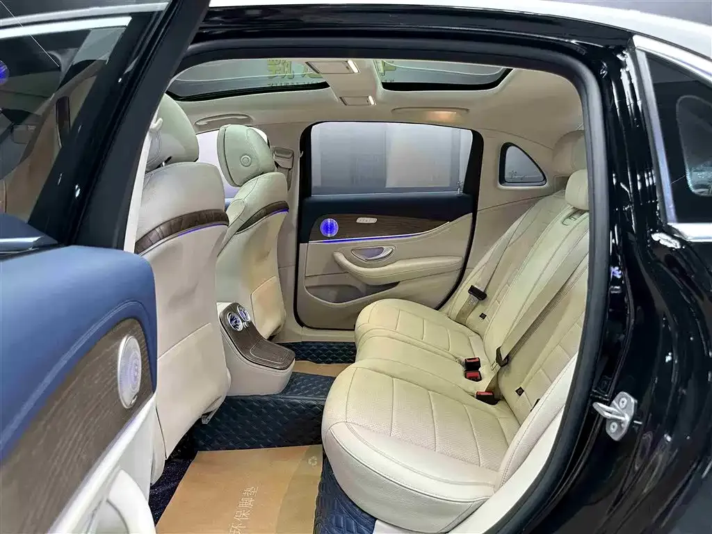 Mercedes-Benz E-Class 2022 из CN, фото 7
