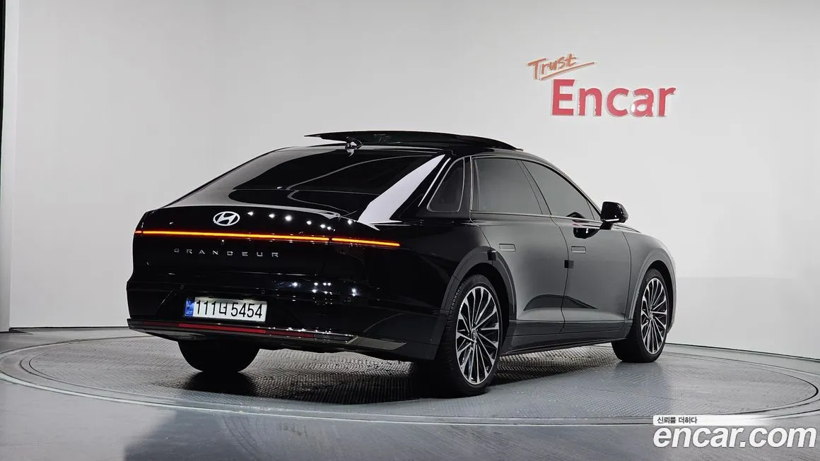 Hyundai Grandeur 2023 из KR, фото 2