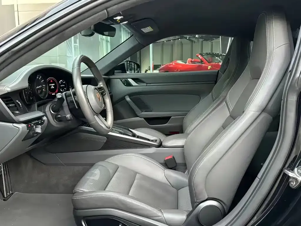 Porsche 911 2021 из CN, фото 4