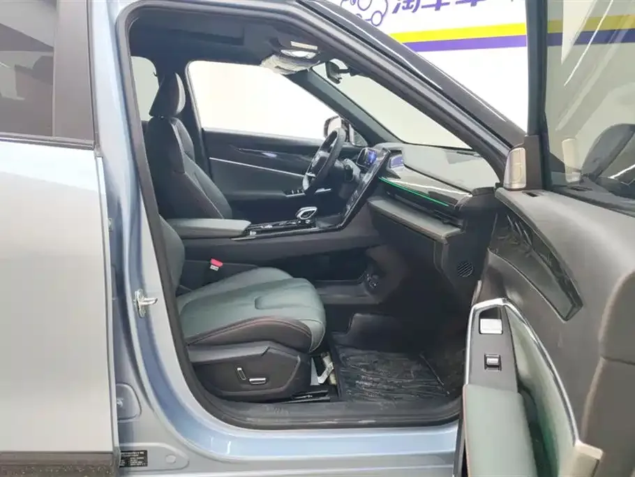 Geely Boyue 2024 из CN, фото 8