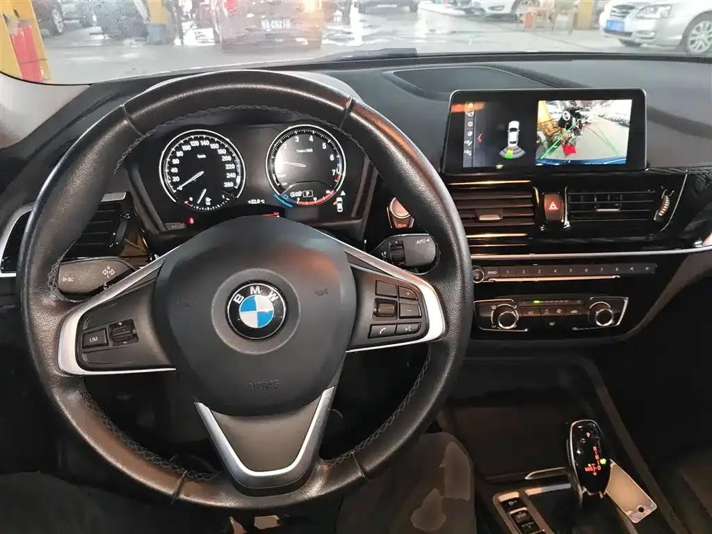 BMW 1 Series 2021 из CN, фото 10