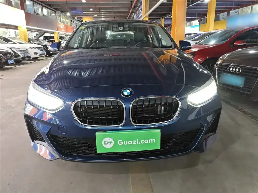 BMW 1 Series 2021 из CN, фото 3