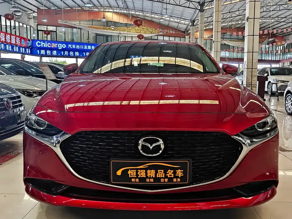 Mazda 3 Axela 2021 из CN, фото 2