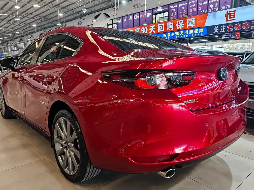 Mazda 3 Axela 2021 из CN, фото 4