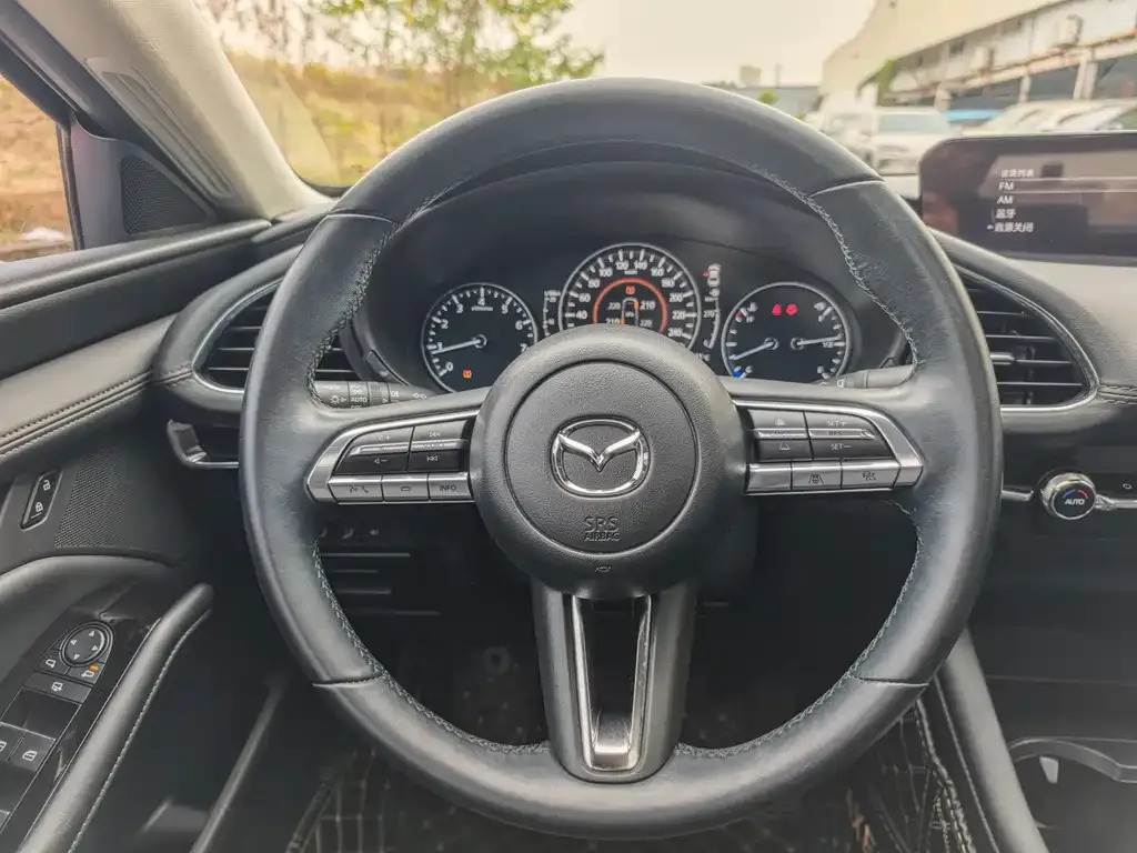 Mazda 3 Axela 2021 из CN, фото 9
