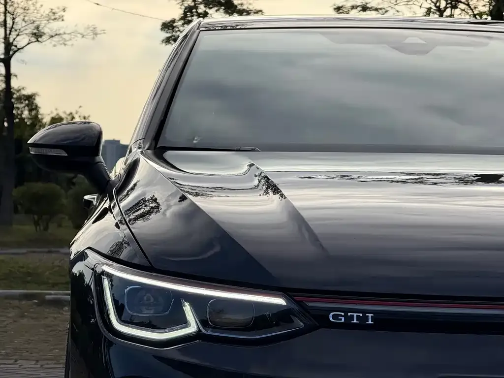 Volkswagen Golf GTI 2023 из CN, фото 4