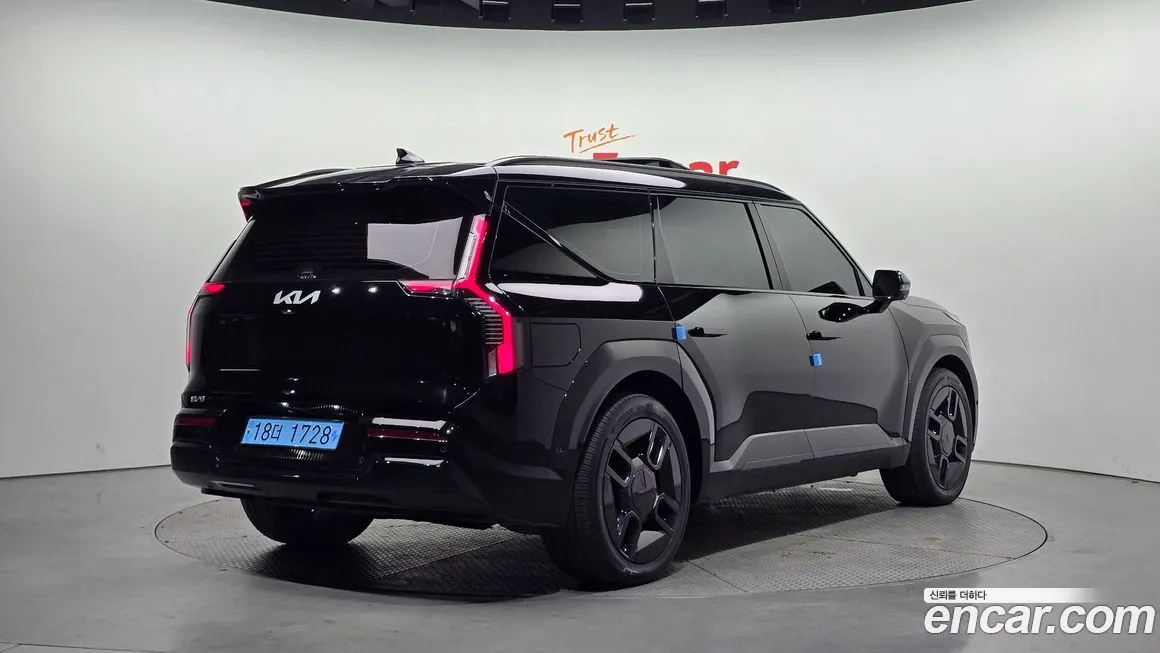 Kia EV9 2024 из KR, фото 2