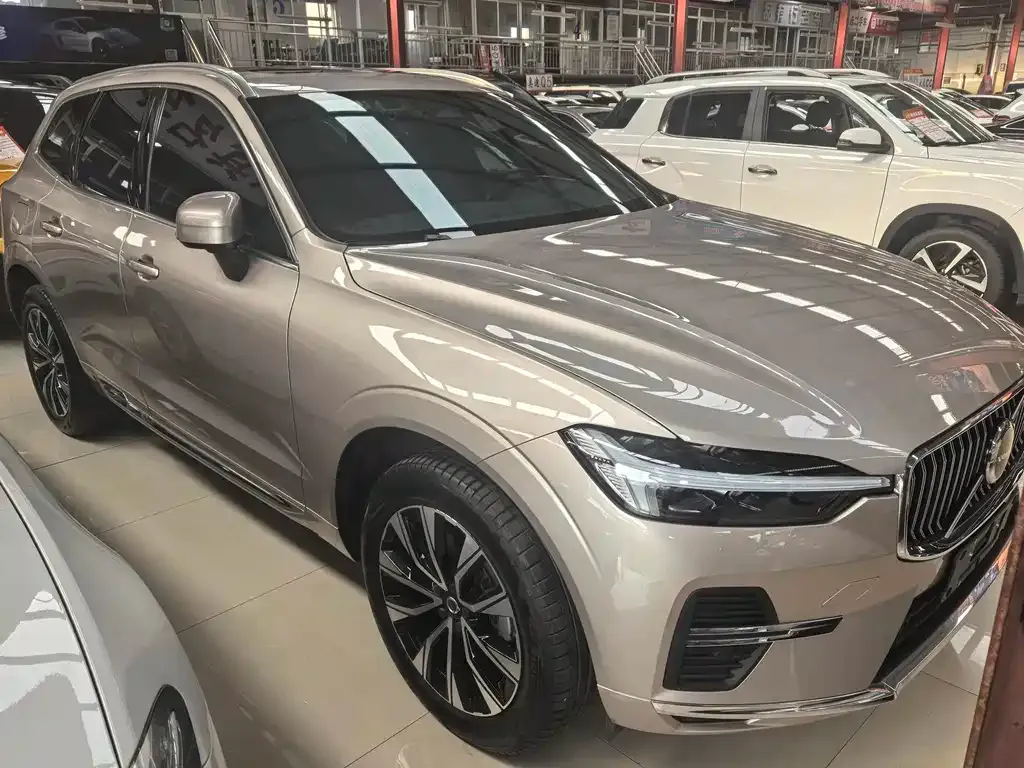 Volvo XC60 2024 из CN, фото 3