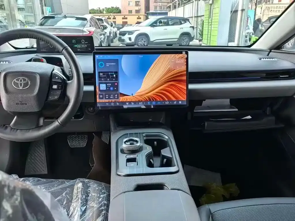 Toyota bZ5 2025 из CN, фото 6