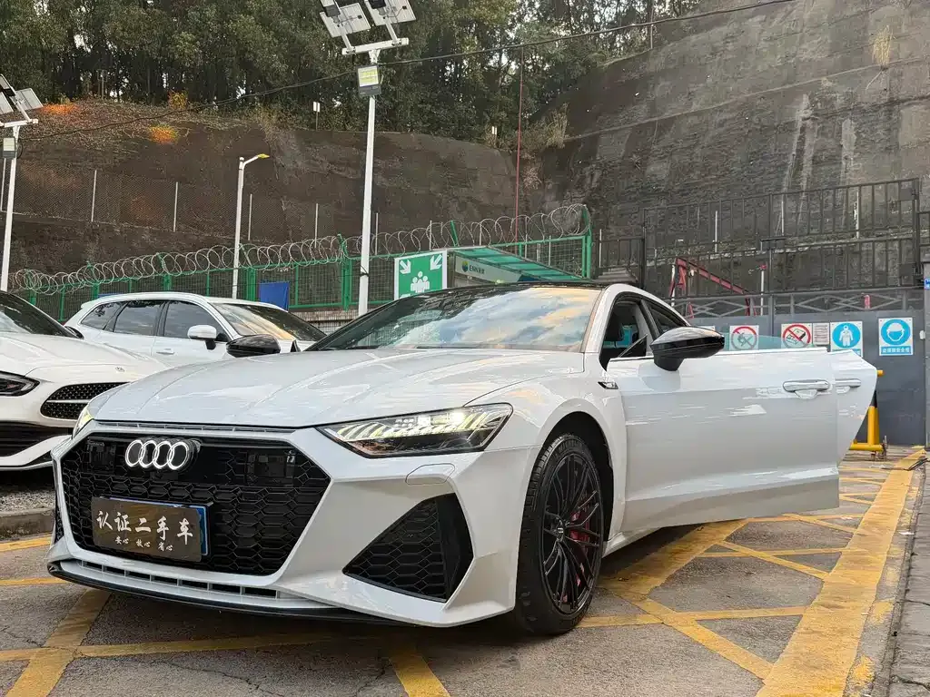 Audi A7L 2024 из CN, фото 7