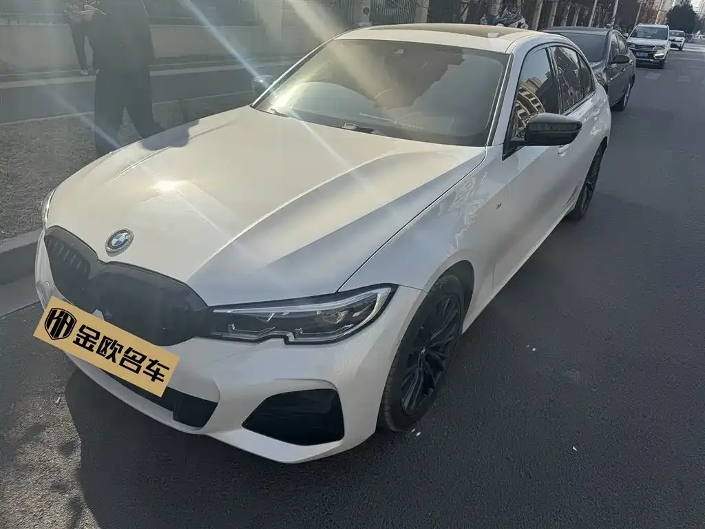 BMW 3 Series 2022 из CN, фото 1