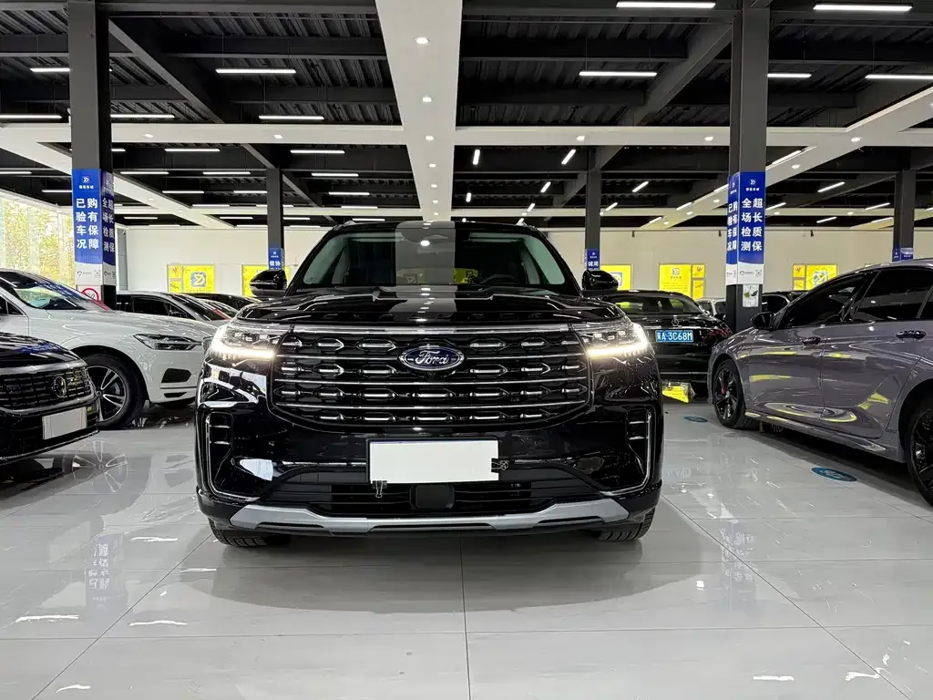 Ford Explorer 2025 из CN, фото 1