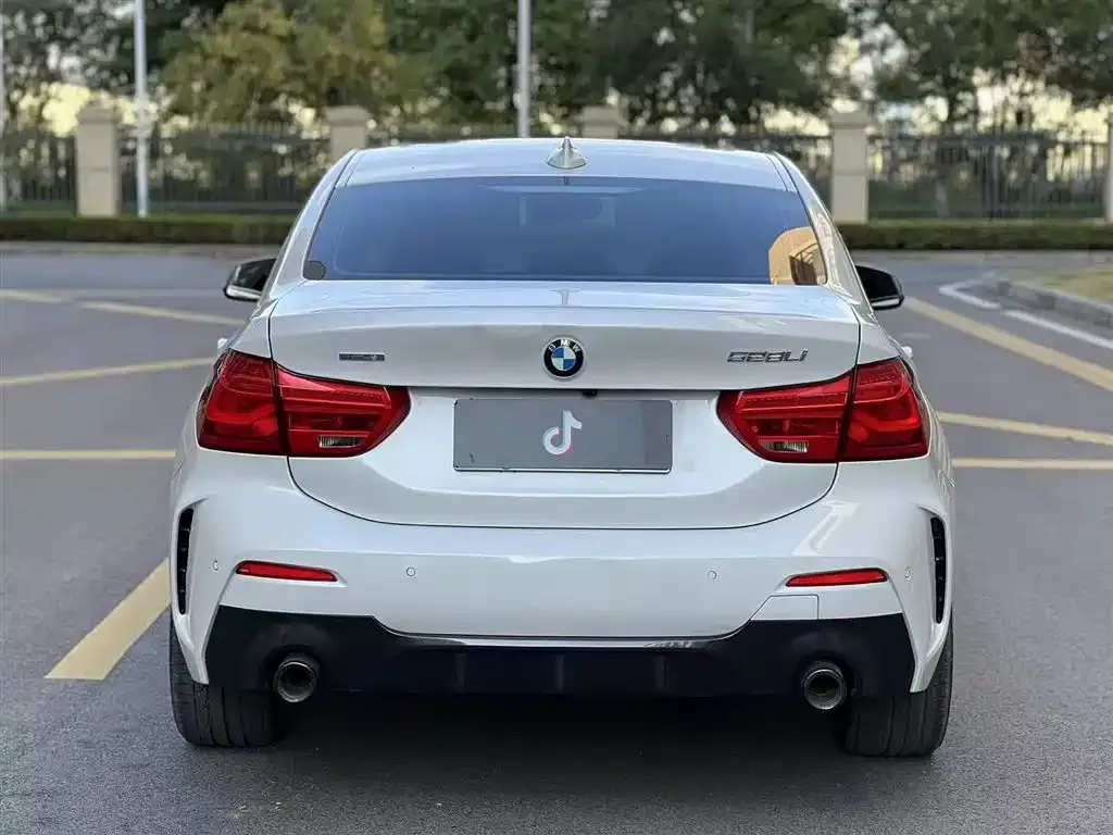 BMW 1 Series 2022 из CN, фото 6